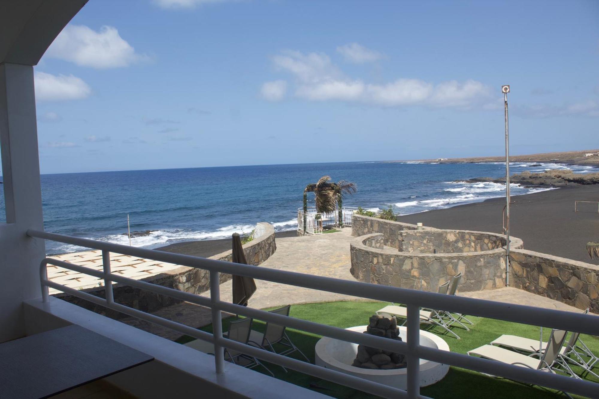 Falucho Paradise Beach Pedra Badejo  外观 照片