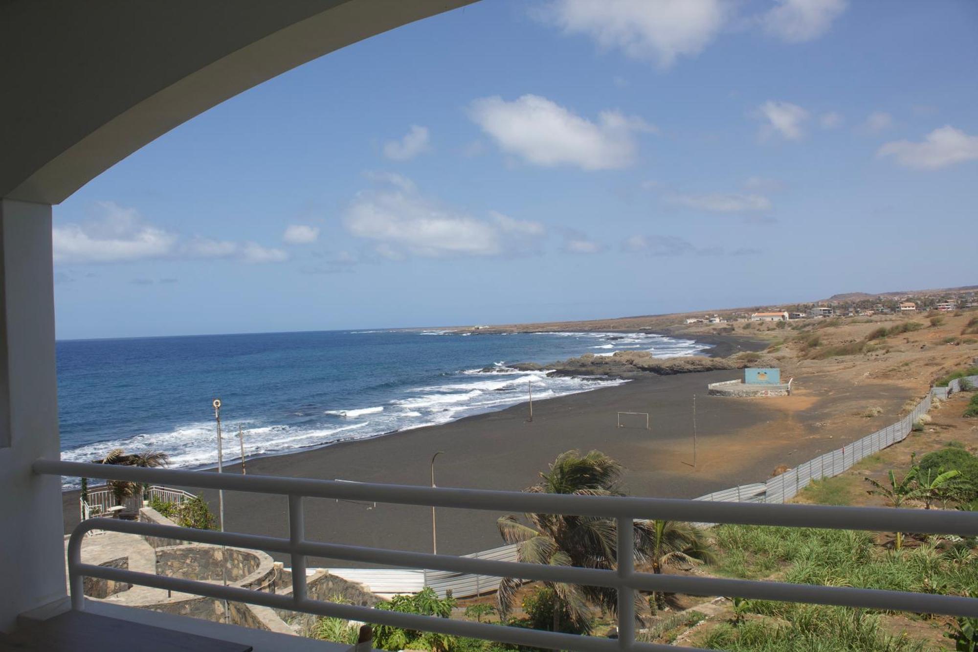 Falucho Paradise Beach Pedra Badejo  外观 照片